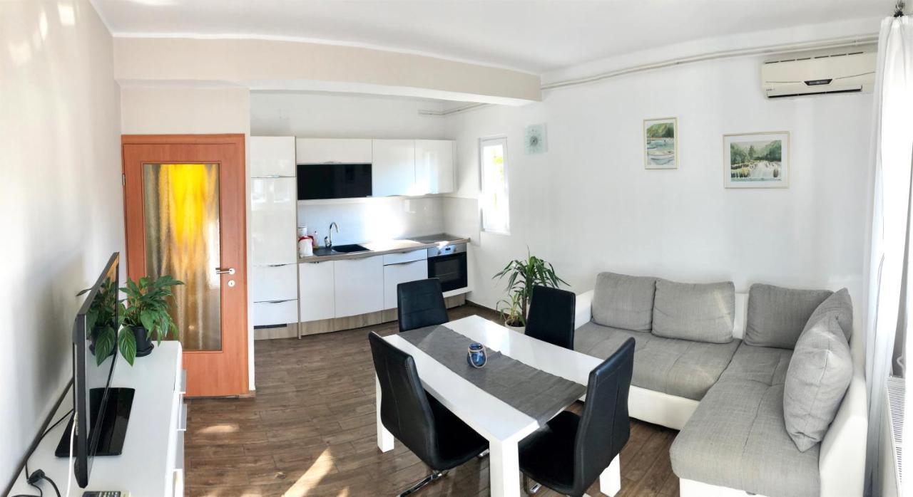 Apartments & Rooms Formenti スクラーディン エクステリア 写真